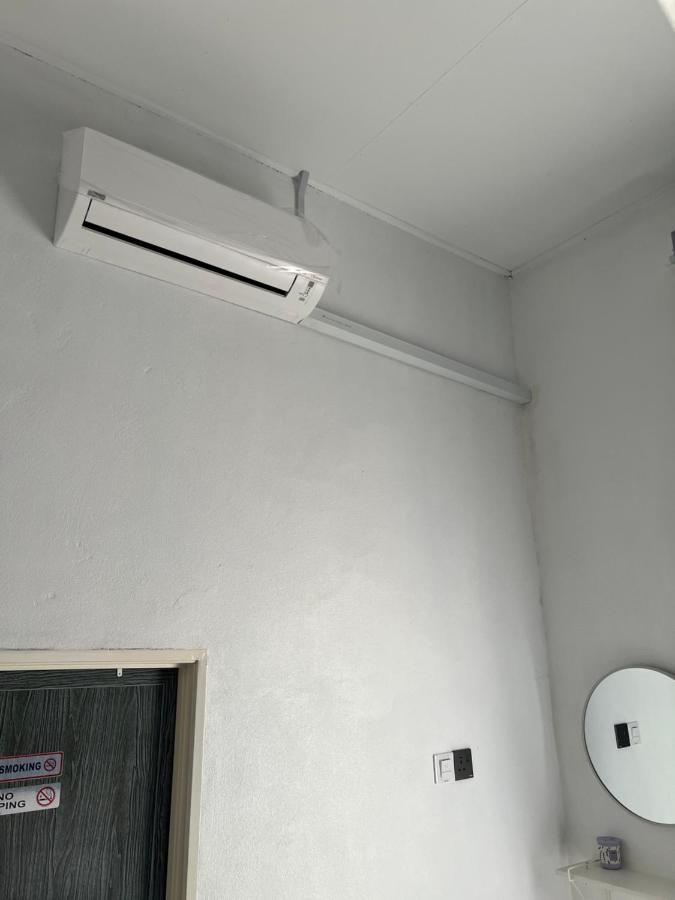 Majestic Homestay - Pasir Puteh Luaran gambar